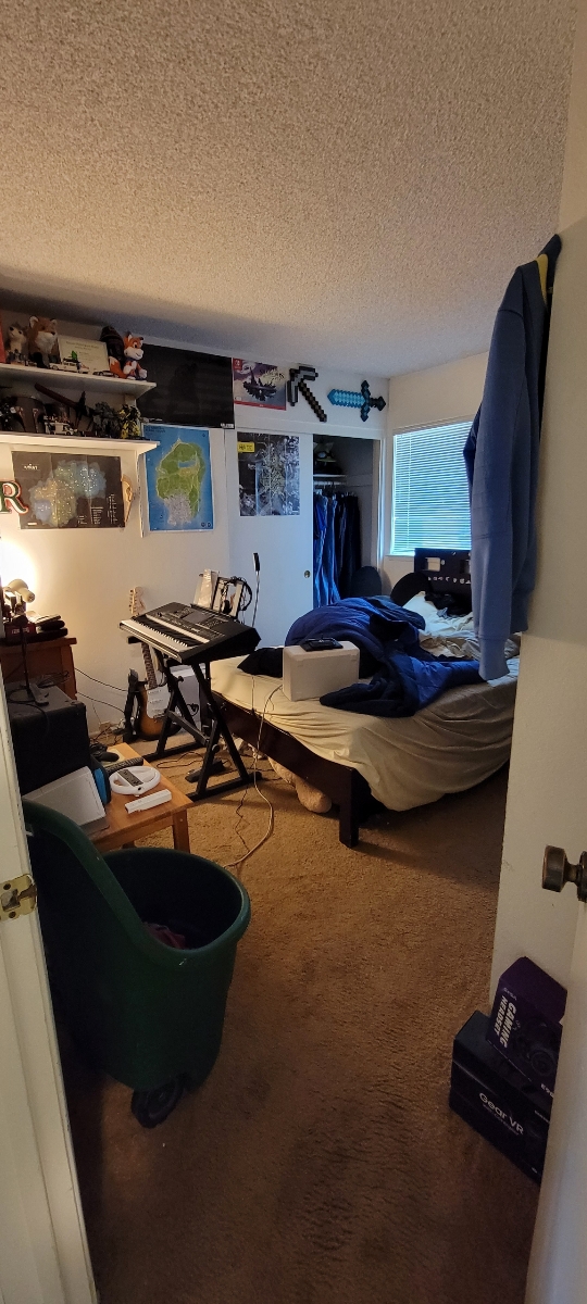 19518994813 17144775834 1 1631659584835